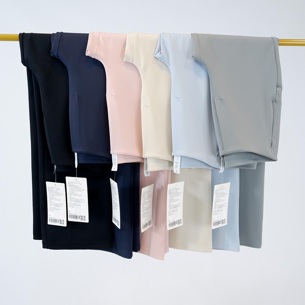 High-Waist Slim Fit Flared Trousers: Anti-Wrinkle, Elastic, with Pockets and Hip Lift for Casual Commute