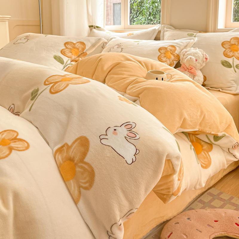 Verdicktes Milchfleece Vierteiliges Set Mädchenherz Korallenfleece Bettlaken Bettbezug Bettwäsche Fleece Bettbezug