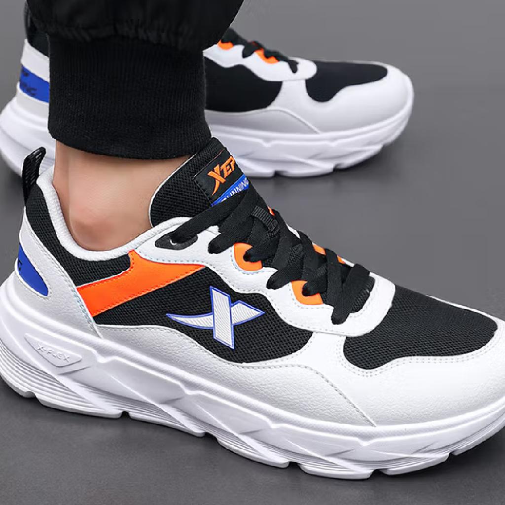 Xtep Scarpe da Ginnastica Casual Basse alla Moda Versatili Comode Ammortizzanti Resistenti all'Usura Supporto Corsa Uomo Sneaker Bianco Nero Blu 875319110057-5