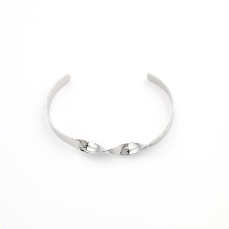 Fashion Versatile Cold Wind Titanium Steel Smooth Twisted Opening Bracelet Women'S Personality C-Shaped Hand Jewelry Does Not Fade