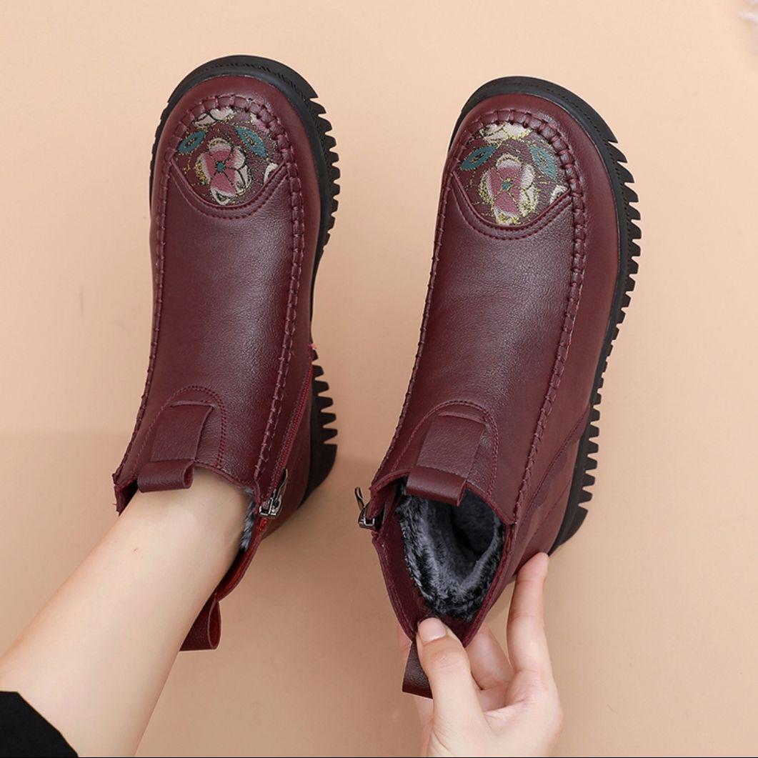 

Women s Retro Non-Slip Cotton Shoes - Warm, Plush Flat Boots for Middle-Aged & Elderly Size 36