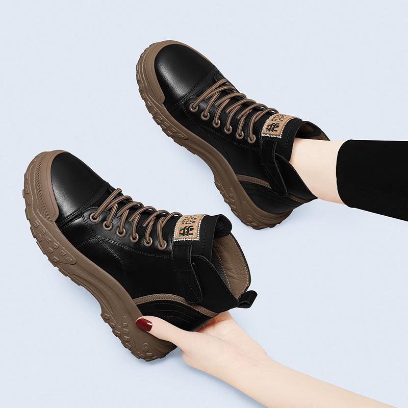 High-top shoes Martin boots women's soft leather autumn and winter new Korean version short boots sports casual shoes fashion flat women's shoes