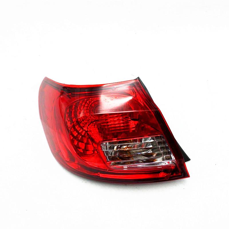 

Подходит для FAW Xiali Weizhi V5: Задний фонарь, Задний блок фары, Задний габаритный фонарь и Задний стоп-сигнал. Co-driver, Flat Light (Inside)