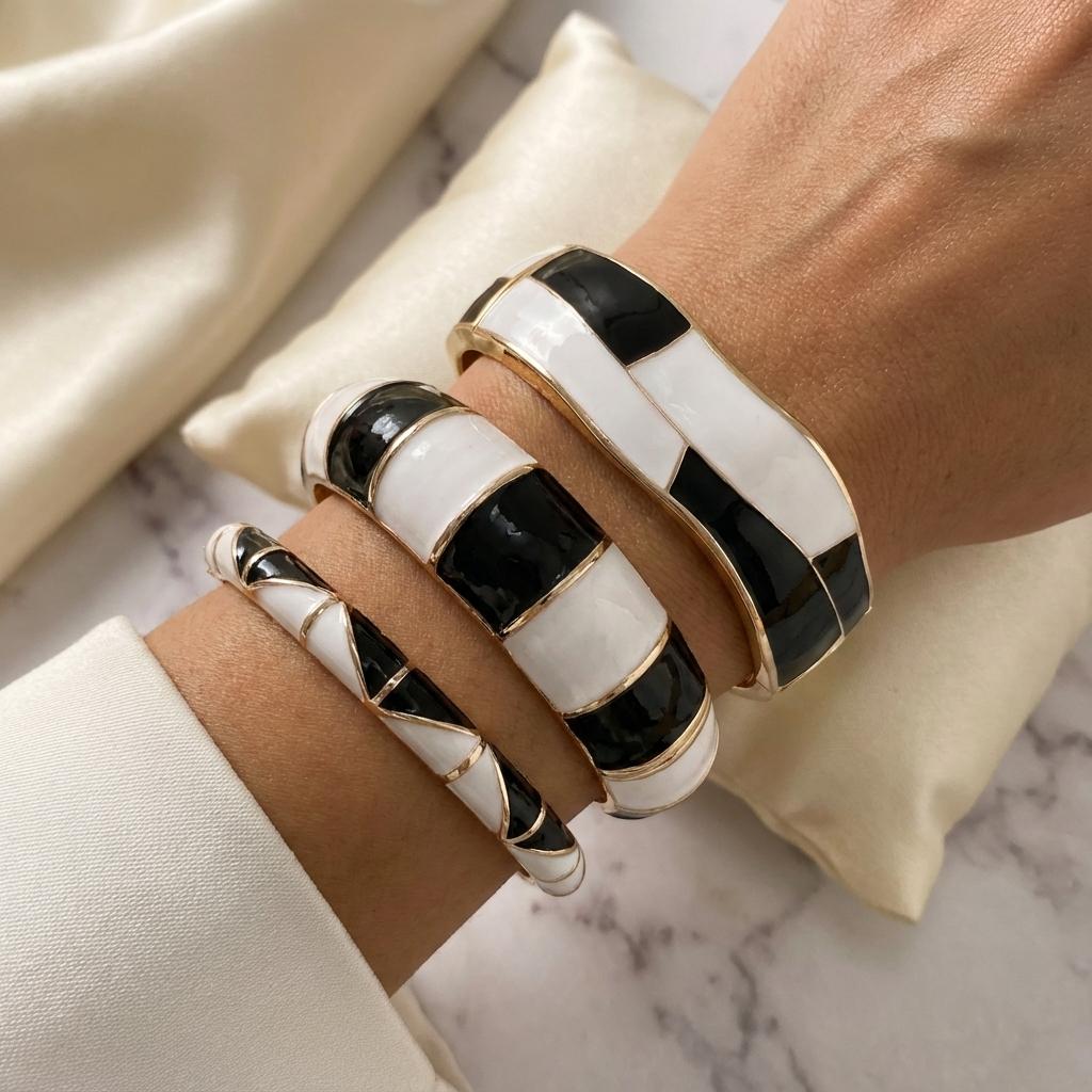 Vintage Punk Black White Enamel Bracelet for Women Gold Color Geometric Wide Chunky Wristband Bangle Party Aesthetic Jewelry