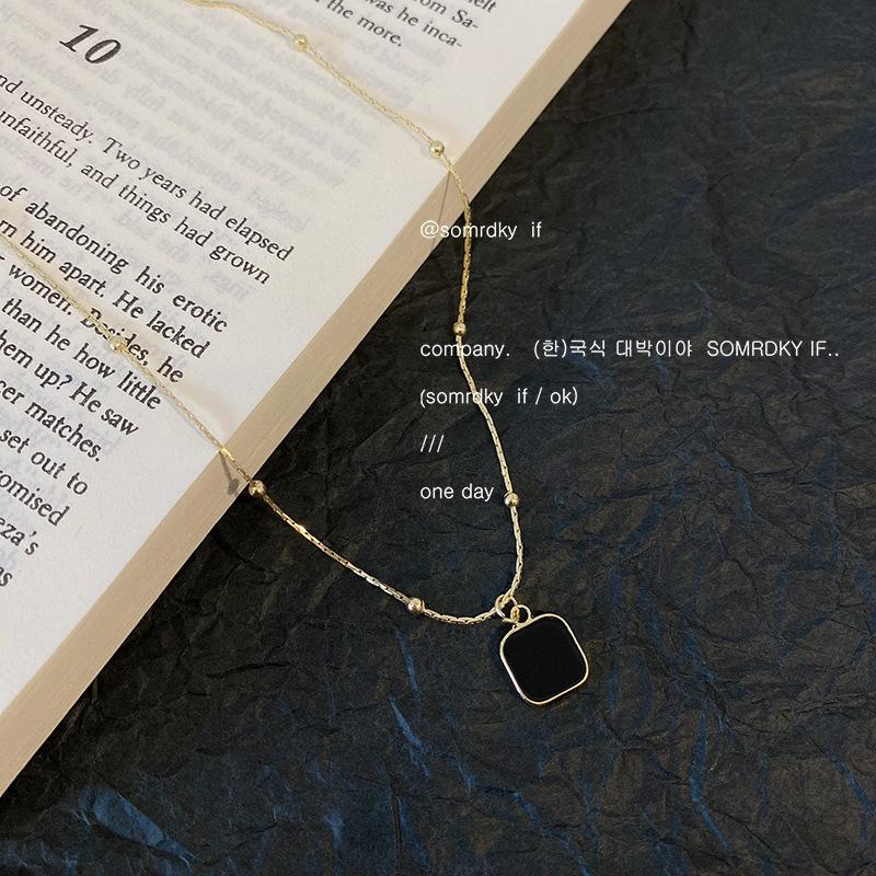 Fashionable Versatile And Black Geometric Necklace Ins Style Alloy Collar Chain Women For