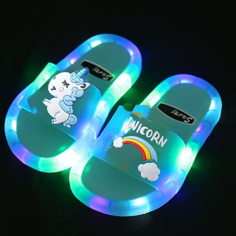 

Poppy Childrens Playtime Luminous Slippers Middle And Small Children Unicorn Blue Unicorn,32/33(185MM)