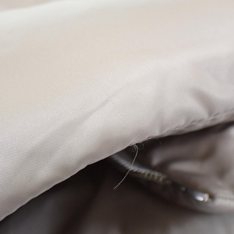 Moncler H20931A0013559685 1 Down Jacket Gray Nylon Women