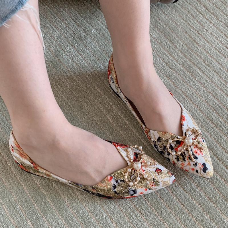 

Обувь Женские сандалии для женщин с острым носком снаружи. Дизайнерская обувь на плоской подошве с узлом-бабочкой. Роскошные туфли-лодочки со стразами. Резиновые шлепанцы.