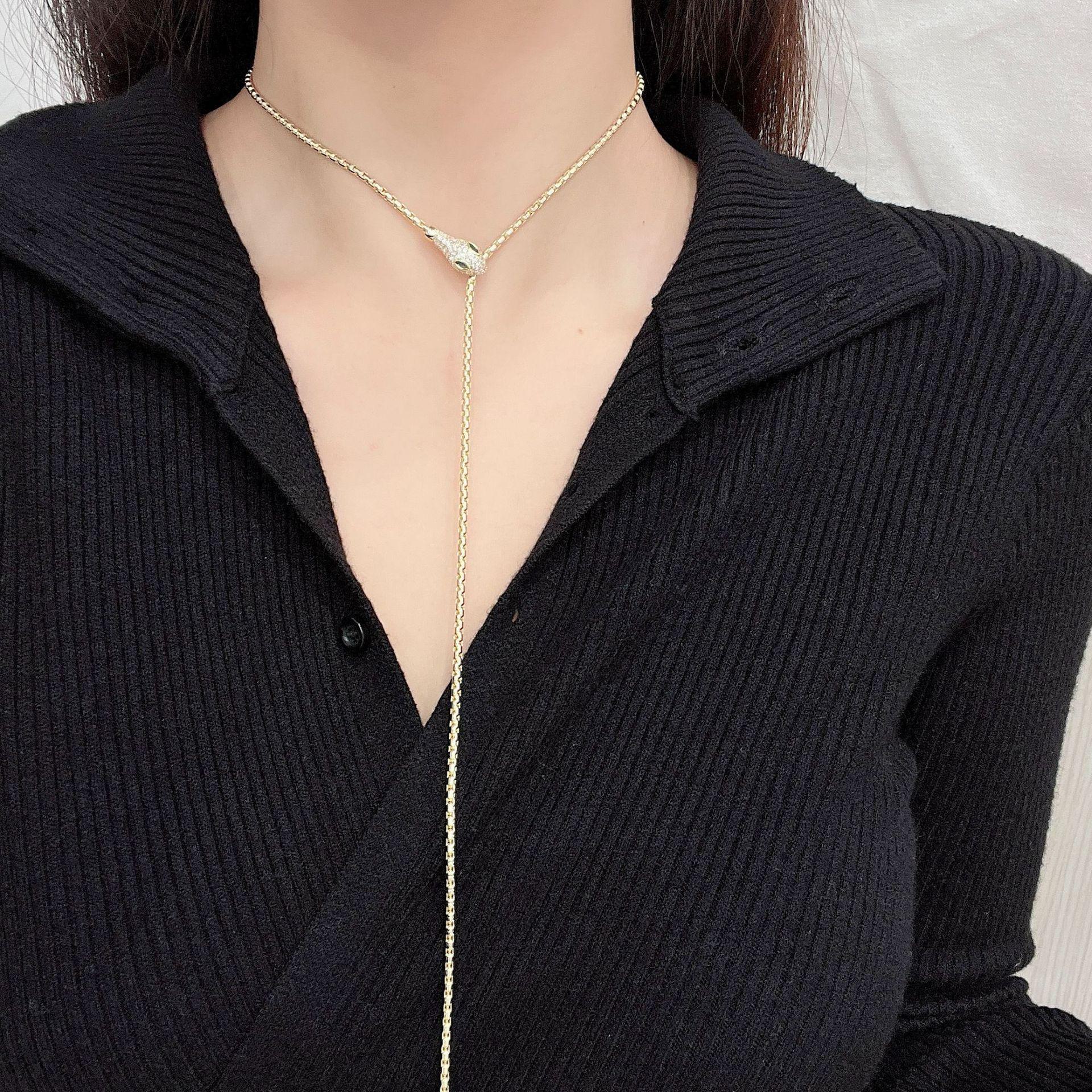 

Европейско-американское ожерелье из змеиной кости: Роскошный, нишевый дизайн, универсальный модный аксессуар для осени/зимы N1384 золотой