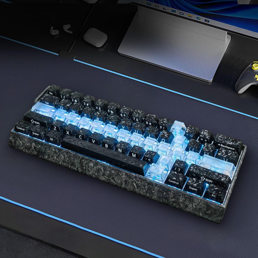 Touches Clavier Personnalisées Wooting60HE Night Demon Transparentes avec Texture Fibre de Carbone Gravée sur le Côté