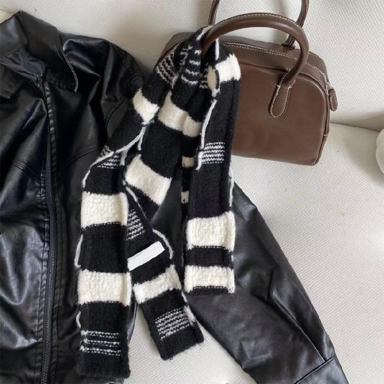 Sophisticated Unisex Scarves Outdoor Casual Fashion Scarf Luxurious Ladies Scarf for Enhancing Casual Shopping