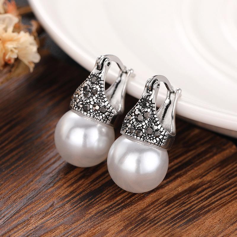 2-piece Jewelry Set Earrings + Necklace Retro Geometric Art Ethnic Style Women's Accessories Suitable for Daily Wear