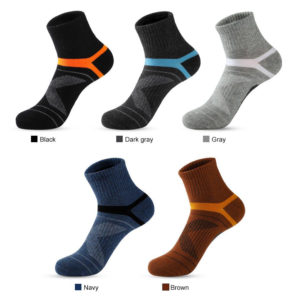 Men's Black Sweat-Absorbent Odor-Resistant Mid-Calf Cotton Sports Socks for Outdoor & Leisure