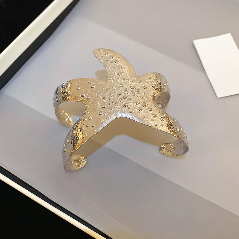 Holiday Style Exaggerated Starfish Opening Bracelet Metal High-end Arm Ring Cold Wind Temperament Jewelry Women
