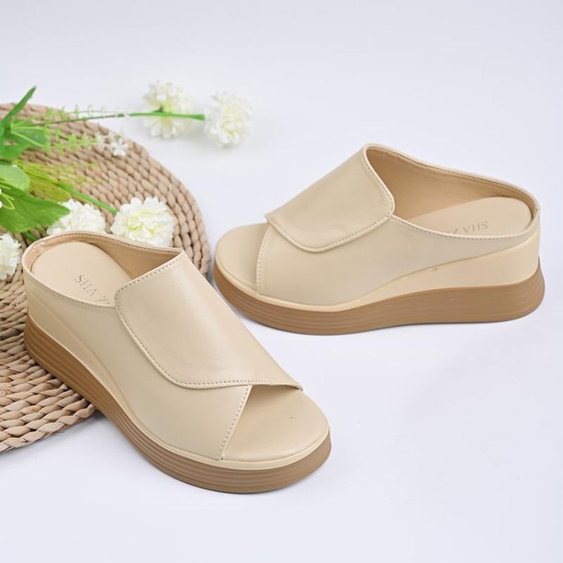 Fashion Slippers Women Summer Slides On A Wedge Shoes Heeled Mules Platform Fashion Pantofle High Luxury 2025 Slippers Women Summer On A