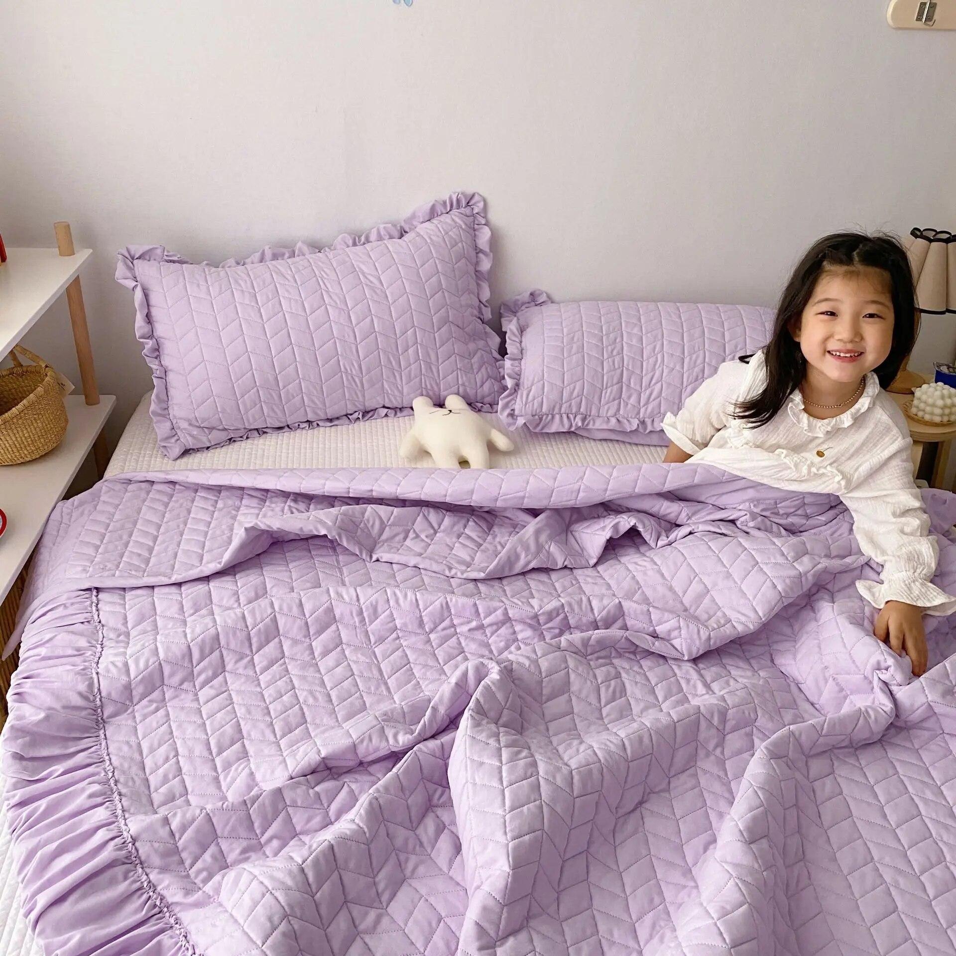 

Нова літня проста модна стьобана ковдра з рюшами 150x200cm 1pcs