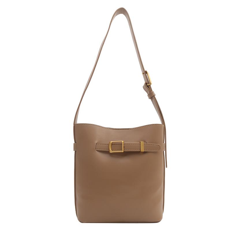 

Проста жіноча сумка весна 2024, нова модна універсальна текстурна сумка-відро, ніша, повсякденна сумка через плече хакі