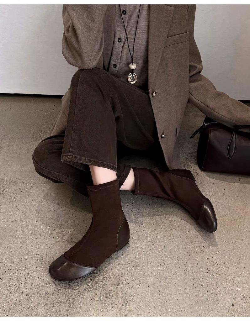 Flat-bottomed commuter sleeve splicing thin suede short boots women show thin boots round head Martin simple autumn and winter temperament
