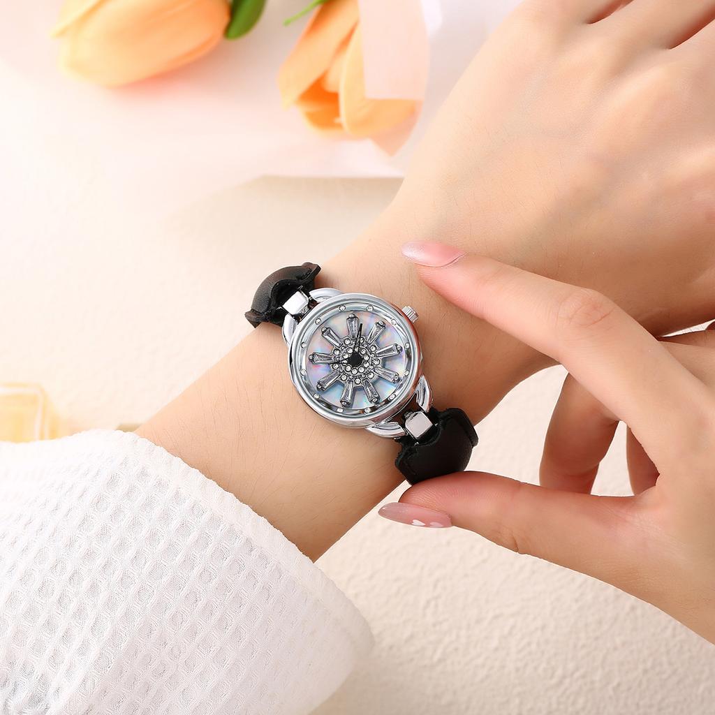 Women Retro Watch Waterproof Quartz Leather Watches Birthday Gift