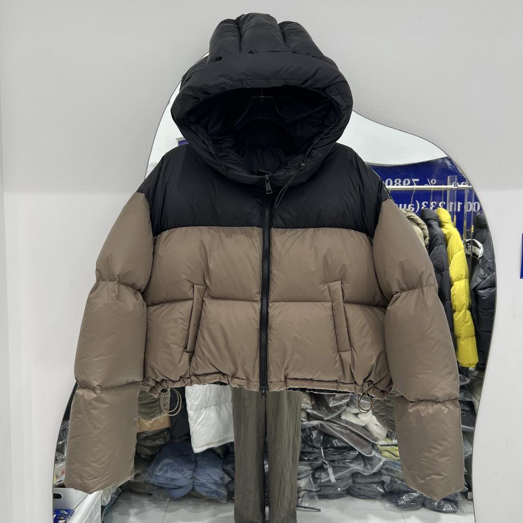 Color matching short down jacket women's new fashion loose small bread jacket white duck down jacket tide