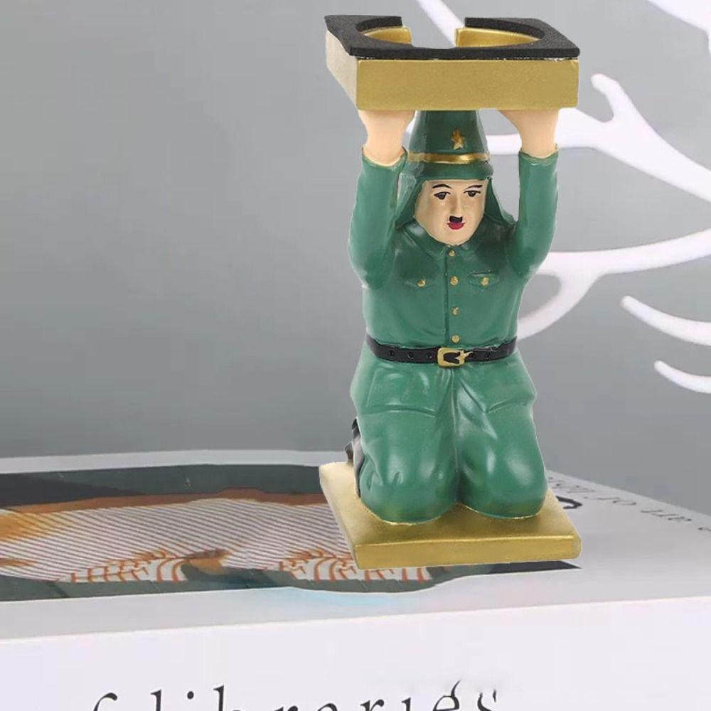 Simulated Kneel Down Resin Statue Model Spoof Tray Stand  Kids Birthday Gift
