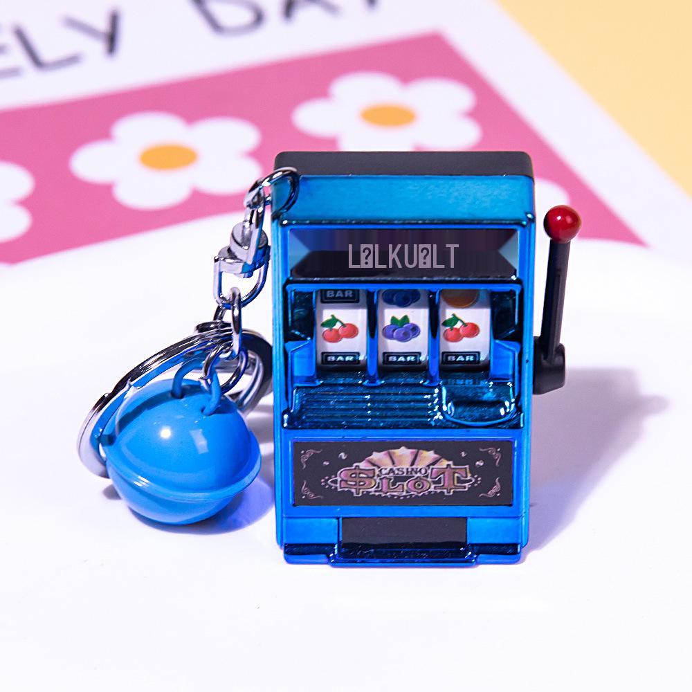 Retro Joystick Fruit Machine Keychain: Playable Spin Wheel Pendant Toy