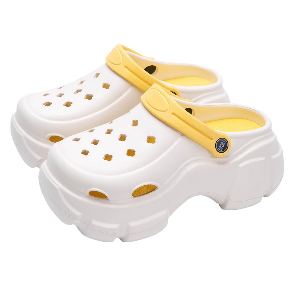 Summer Women Clogs Shoes Beach EVA Thick Bottom Sandals Fashion Comfortable Clogs Shoes Indoor Outdoor Ladies Hole Shoes