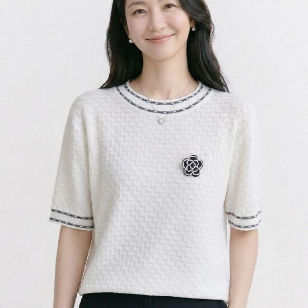 Navava Women S Beaded Flower Point Round Neck Short Sleeve Knit Top Nk3613