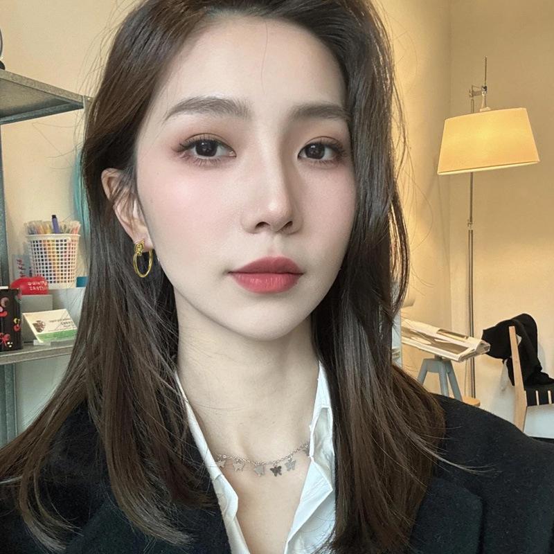 Knot Buckle Round Ear Buckle Zhang Zifeng Same Plain Ring Summer Premium Simple Sterling Silver Needle