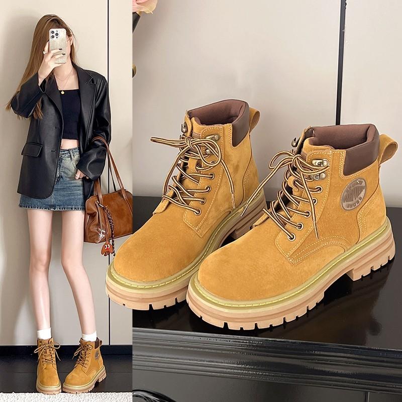 Thick-soled Hollowed-out Lace-up Martin Boots for Women's 2025 Autumn New Fashionable Versatile Small Height-increasing Casual Short Boots