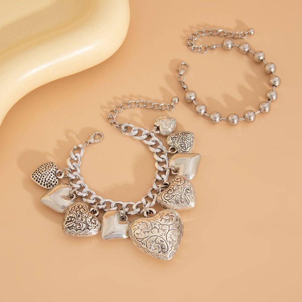Elegant Heart Pendant Necklace Exaggerate Vintage Jewelry Exquisite Metal Heart Bracelet  Gift