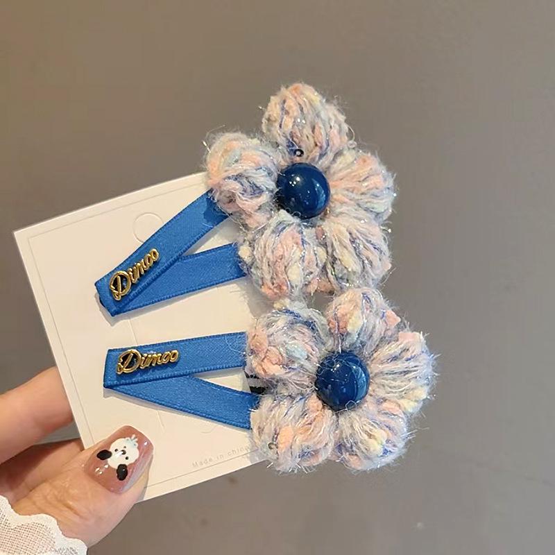 Hand-Woven Floral Hair Side Clip – Sweet Versatile Fringe or Bangs Accessory