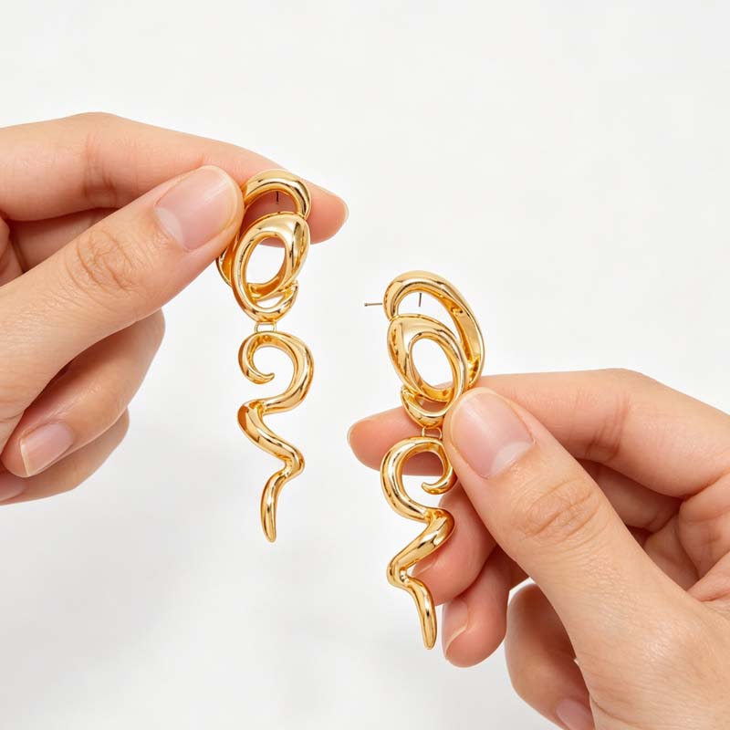 Exaggerated Metal Twisted Spiral Drop Earrings For Women Vintage Gold Color Irregular Curved Dangle Earrings Jewelry Accessories