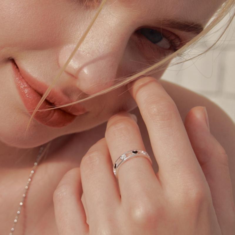 engbrox Checkmate Heart Ring