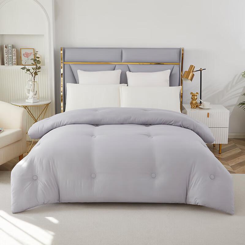

Hengyuanxiang Light Luxury Four Seasons Duvet
