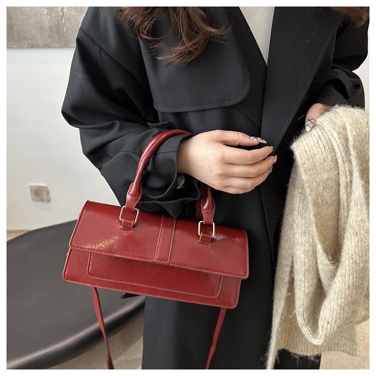 New Arrival Faux Leather Square Shoulder Bag Magnetic Closure Crossbody Handbag for Women