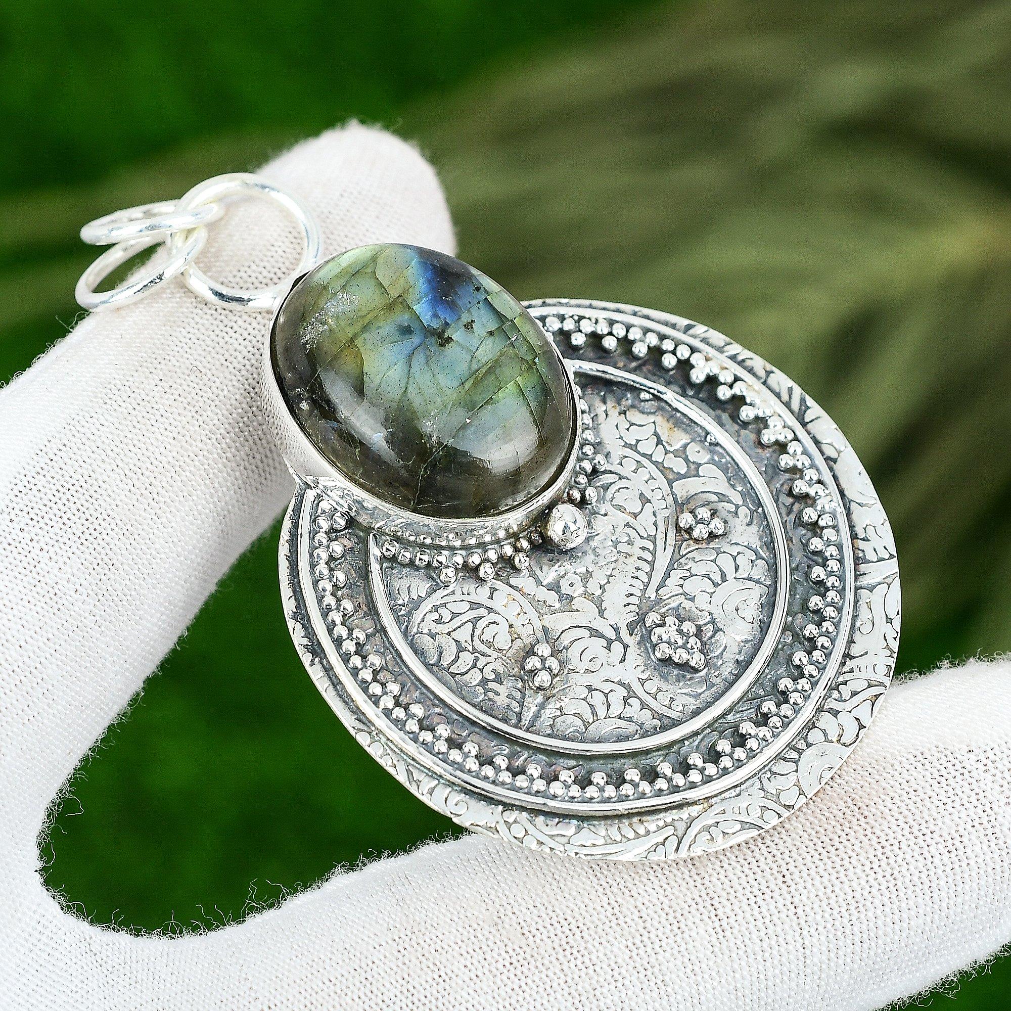 

Friendship Day Sale Natural Labradorite Bezel Pendant Jewelry Sterling Silver