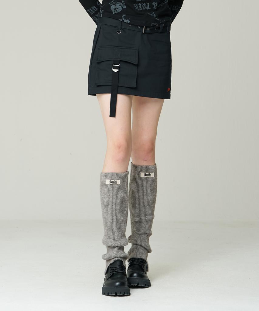 Syupeodeulai W Belted Out-Pocket Mini Skirt Black