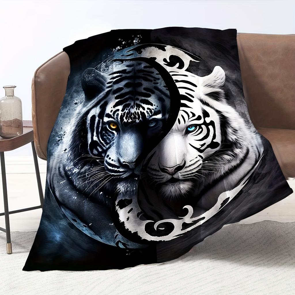 1Pc Double-Sided Tiger Flannel Print Blanket, Modern Style Blanket, Soft And Comfortable Blanket, Travel Sofa Bed