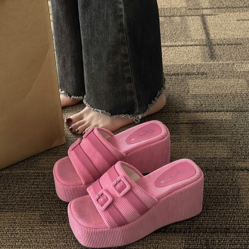 

Tide square buckle muffin thick-bottomed leisure beach slippers women s new summer height-increasing sandals 40 розовый