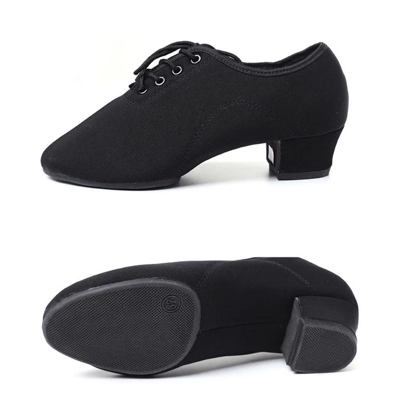 Women's Modern Dance Shoes Canvas Latin/Tango/Ballroom Shoes Rubber/Soft Sole Low Heels Women's Dancing Shoes Black