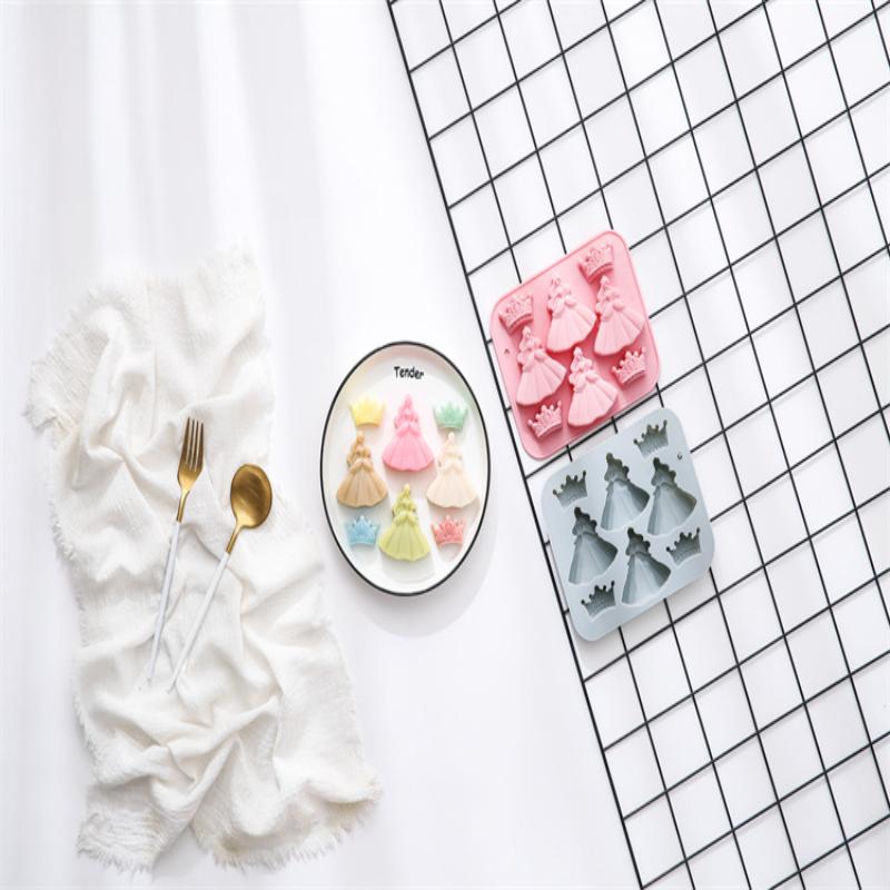 8-Hole 3D Princess Dress Crown Silicone Mold Diy Epoxy Resin Mold Ice Cube Mould Cake Decoration