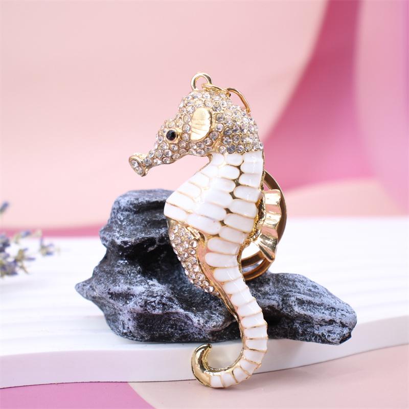 Rhinestone Bee Wing Keychain for Women Men Metal Gold Color Insect Animal Pendant Key Rings Jewelry porte clefs