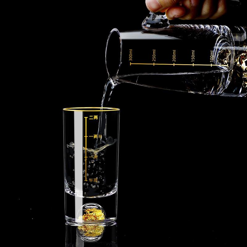 100ml Goldfolie Kristall Kleines Weinglas Transparentes Trinkgeschirr 4er Set Goldrand Glasbecher Whiskey Wodka Ausländische Weingläser