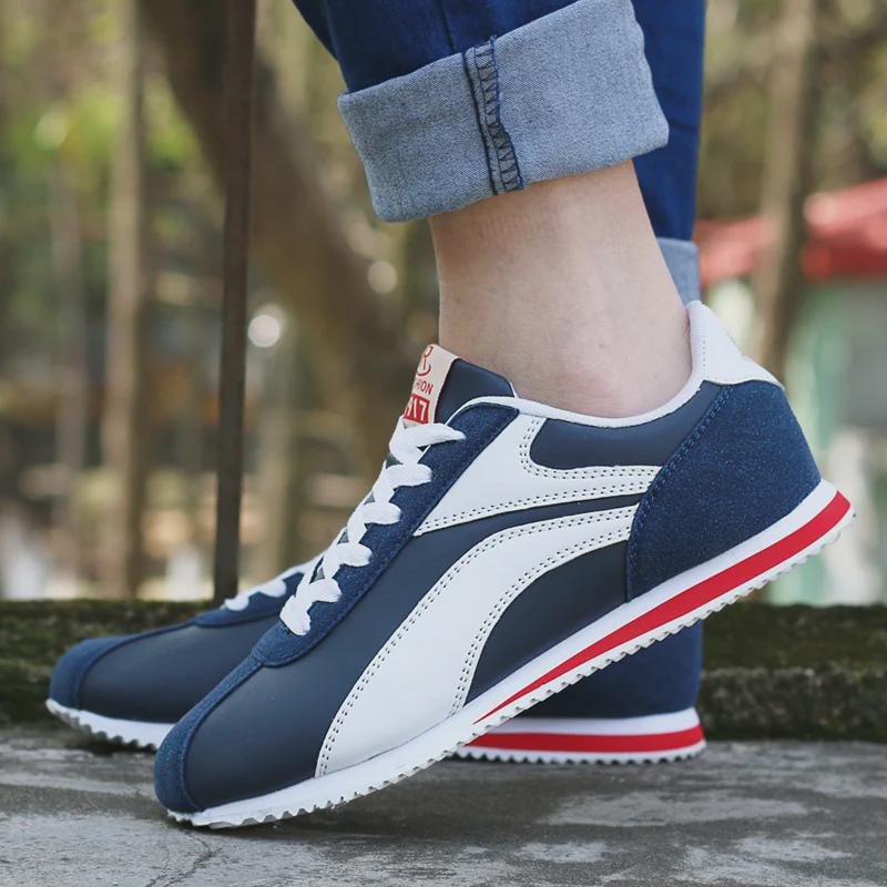 Men's Retro Low-Top Leather Running Shoes - Casual Fashion Sneakers for Spring and Autumn
