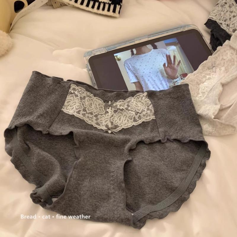 Women in The Spring and Autumn Bud Silk Cotton Antibacterial Briefs