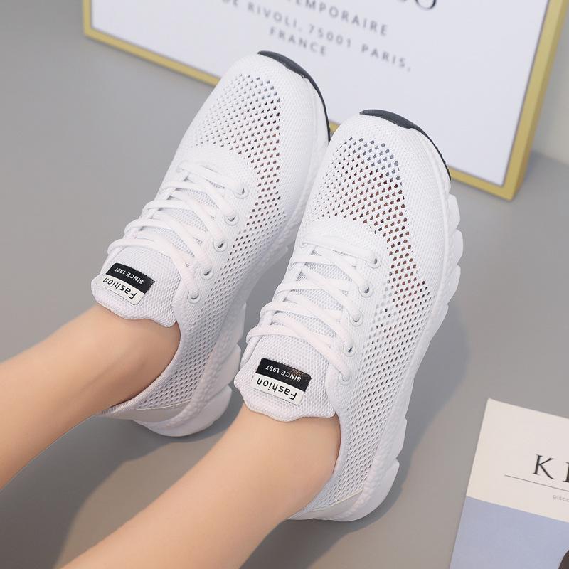 Summer women's shoes non-slip hollow breathable casual travel shoes soft bottom lightweight mesh women sneakers
