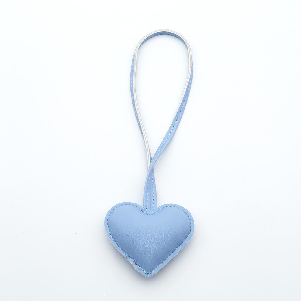 Custom Leather 3D Peach Heart Keychain Bag Pendant Love Hand Rope Personalized Couple Backpack Pendant Gift