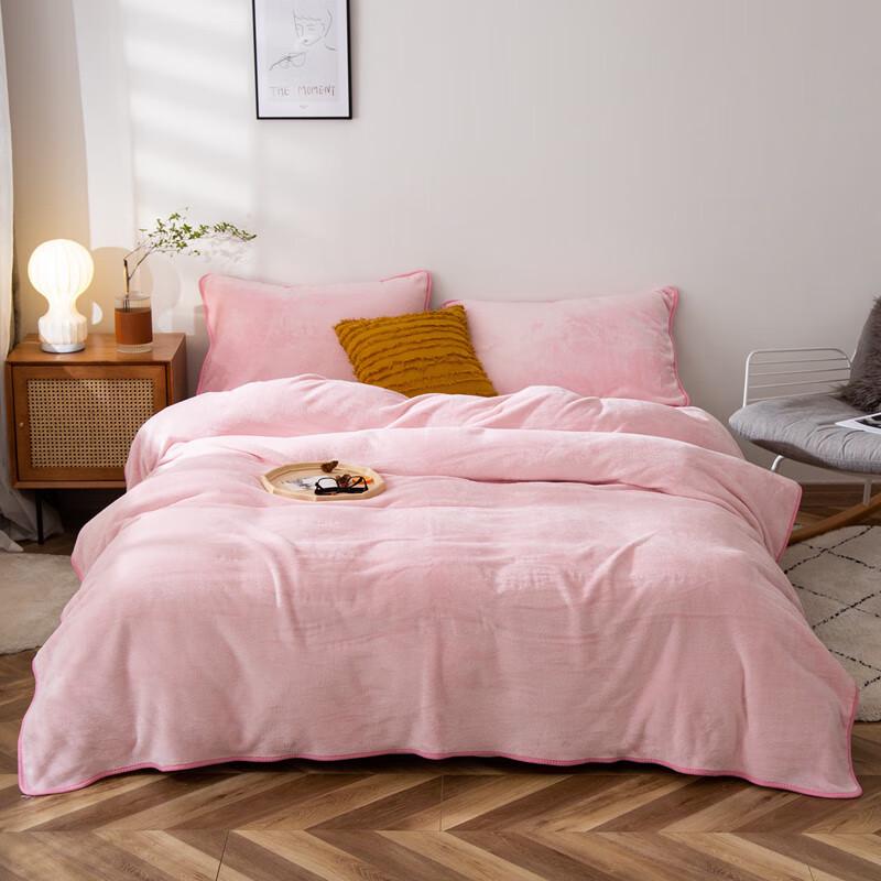 

Юаньчживэй Утолщенное Золотое Норковое Фланелевое Одеяло 100x120cm (Rolled Edge)