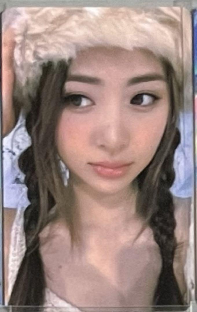 

[USED] LESSERAFIM powerstation 1 Yunjin